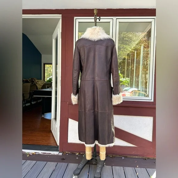 Ralph Lauren 100% sheep skin shearling coat - Picture 9 of 9